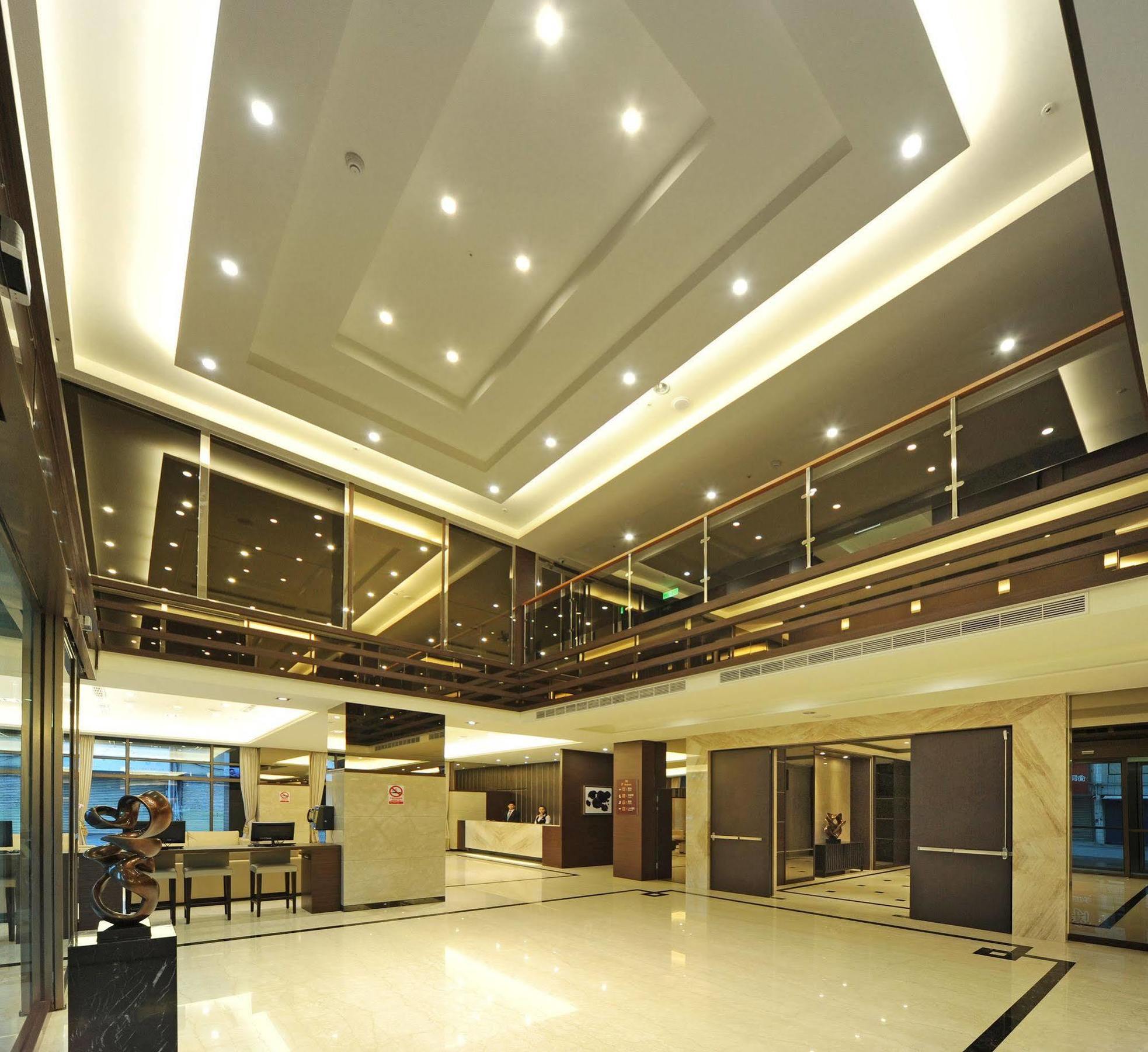 F Hotel - Hualien Kültér fotó