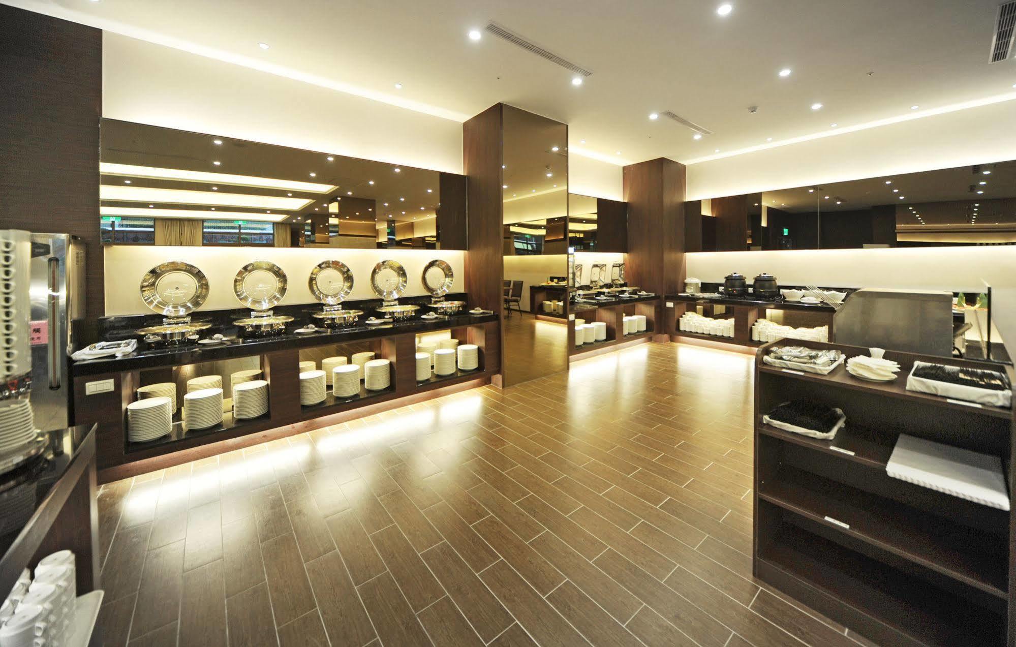 F Hotel - Hualien Kültér fotó