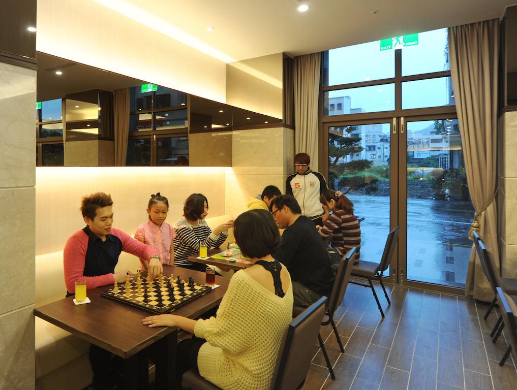 F Hotel - Hualien Kültér fotó